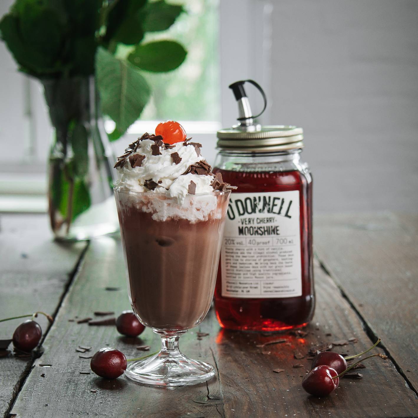 Schwarzwälder Kirsch Cocktail – O'Donnell Moonshine AT Schwarzwälder Kirsch Cocktail – O'Donnell Moonshine AT