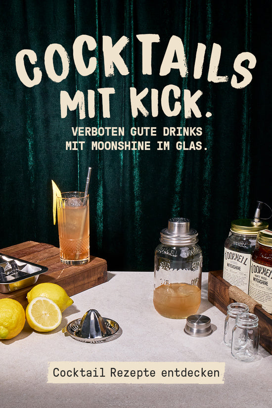 cocktail mit kick. Verboten gute drinks mit moonshine im glass. cocktail rezepte entdecken
