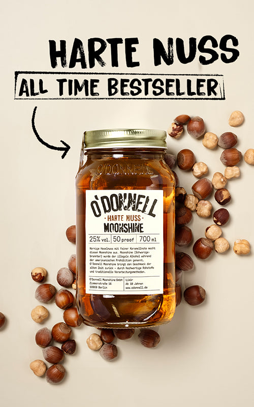 Harte Nuss Moonshine auf cremefarbenem Hintergrund mit dem Text „harte nuss all time bestseller”